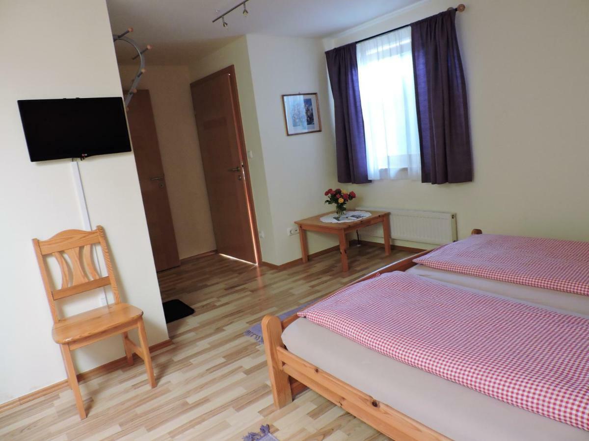 Gaestezimmer Klopfer Sankt Johann im Saggautal Екстериор снимка