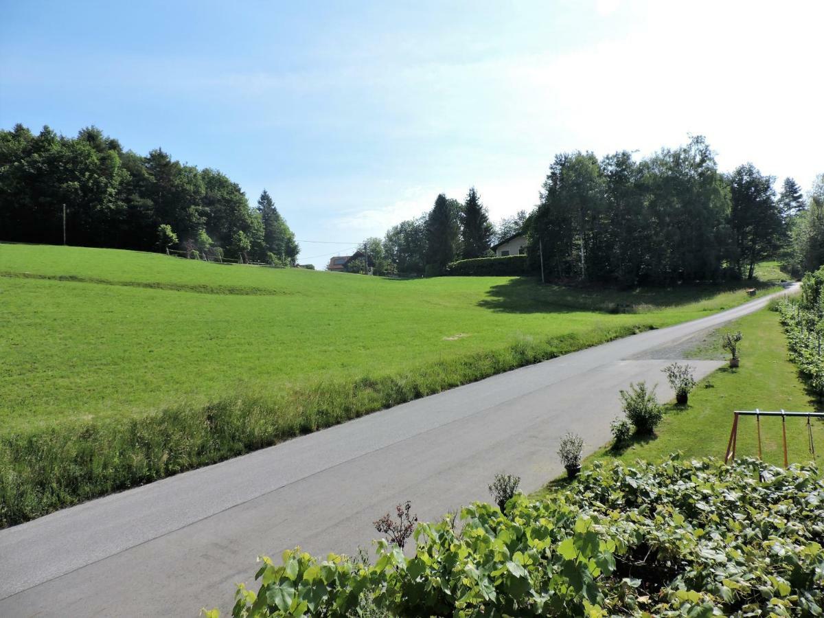 Gaestezimmer Klopfer Sankt Johann im Saggautal Екстериор снимка