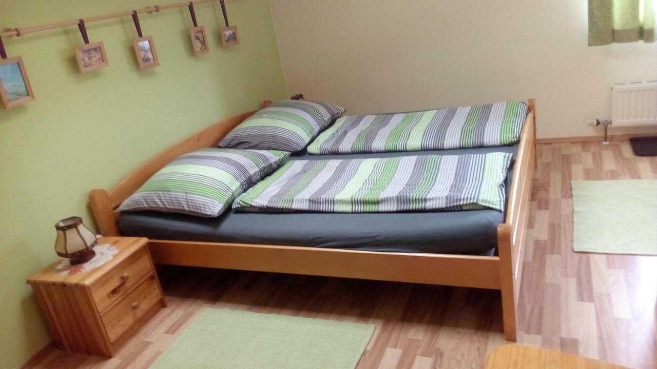 Gaestezimmer Klopfer Hotel Sankt Johann im Saggautal Екстериор снимка