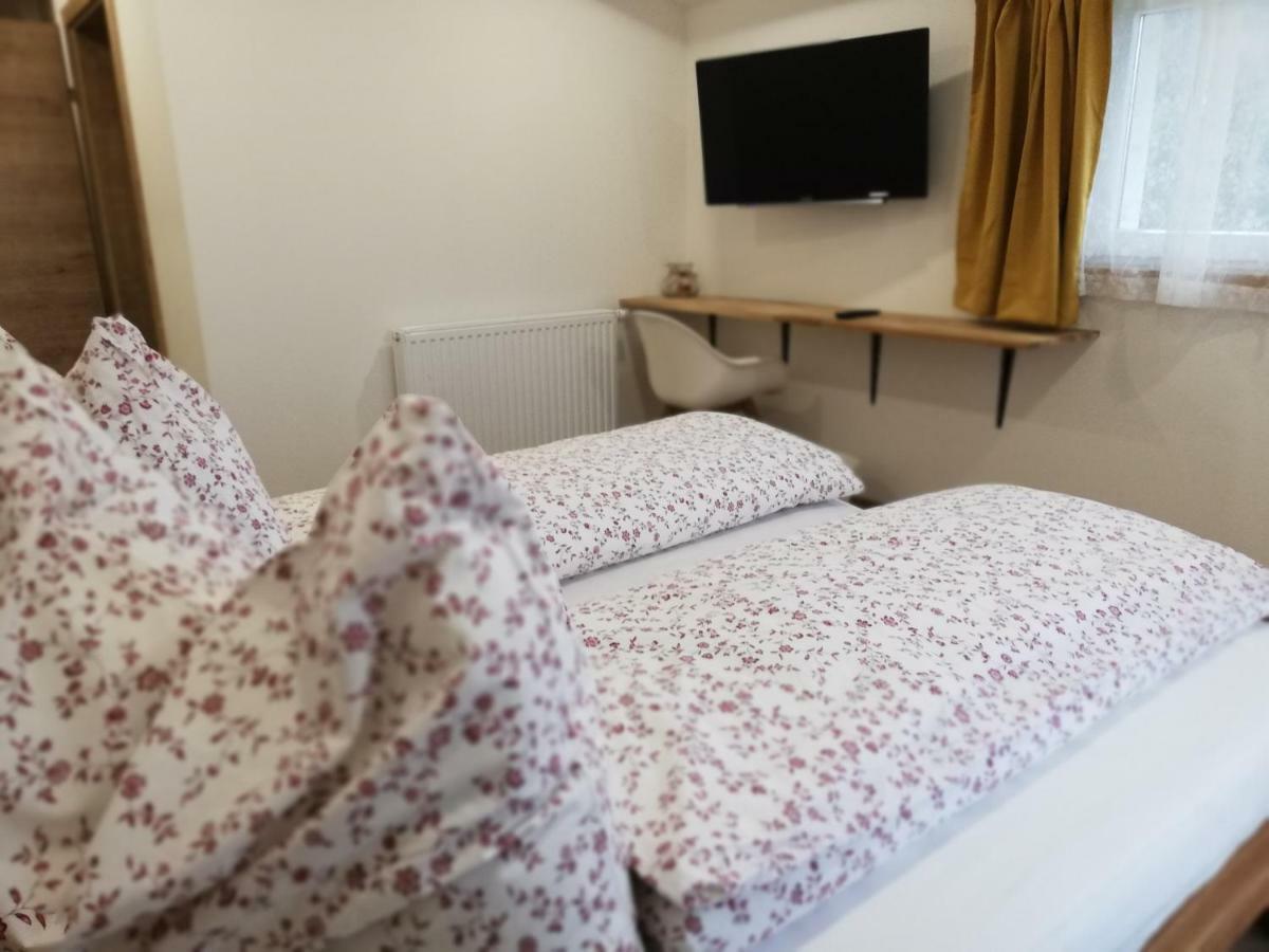 Gaestezimmer Klopfer Sankt Johann im Saggautal Екстериор снимка